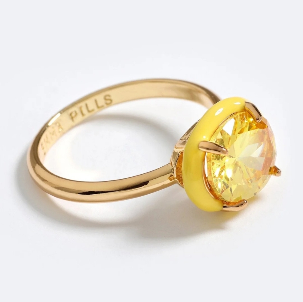 EMMA PILLS Vacay Ring OSFM